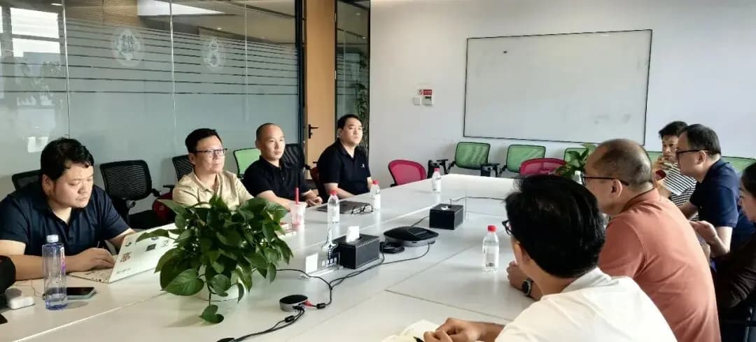星战科技与安徽蓝仝智能战略合作签约现场